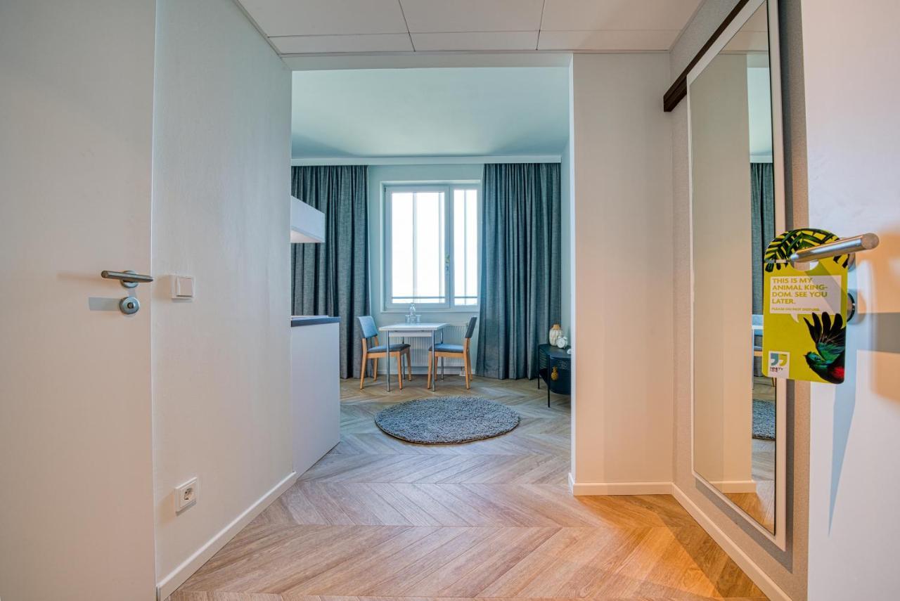 Vienna House Easy By Wyndham Augsburg Hotel ภายนอก รูปภาพ