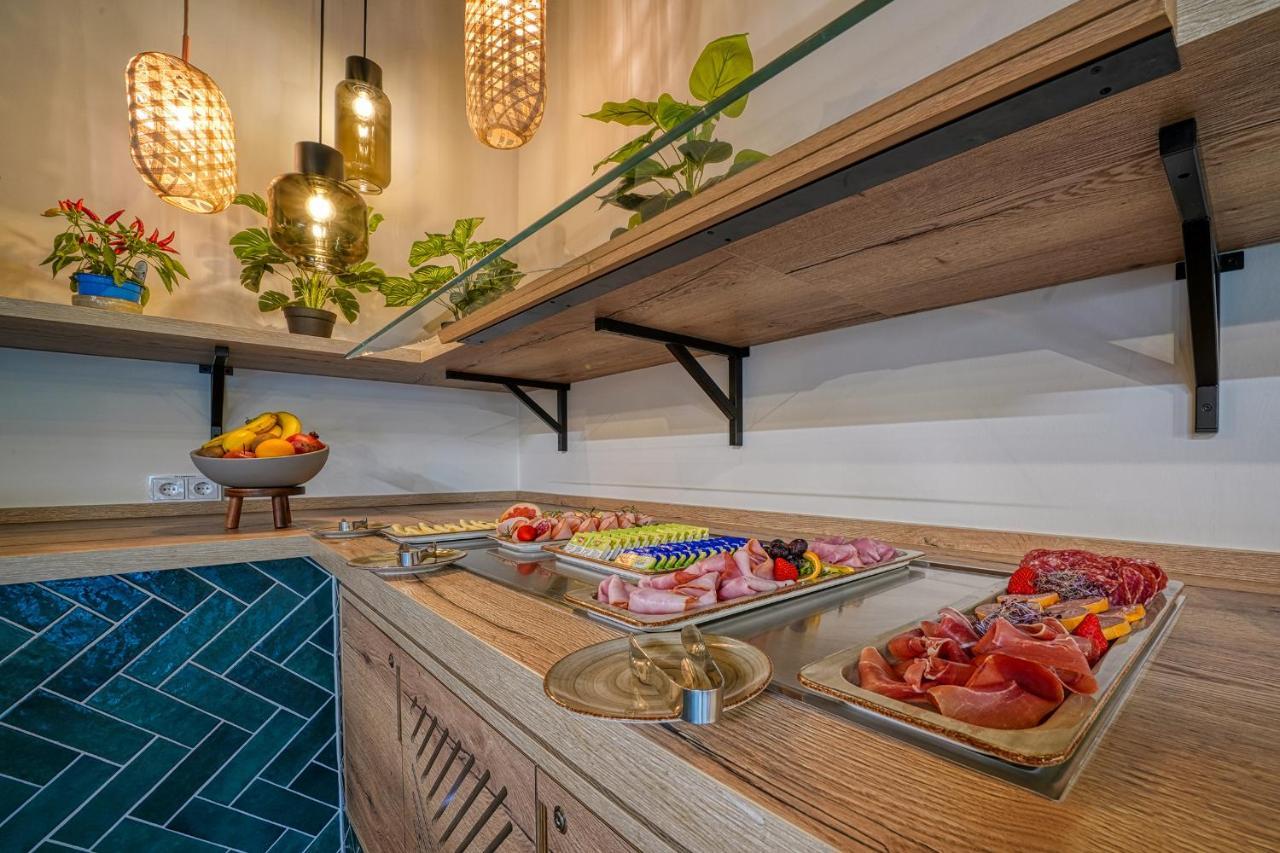 Vienna House Easy By Wyndham Augsburg Hotel ภายนอก รูปภาพ