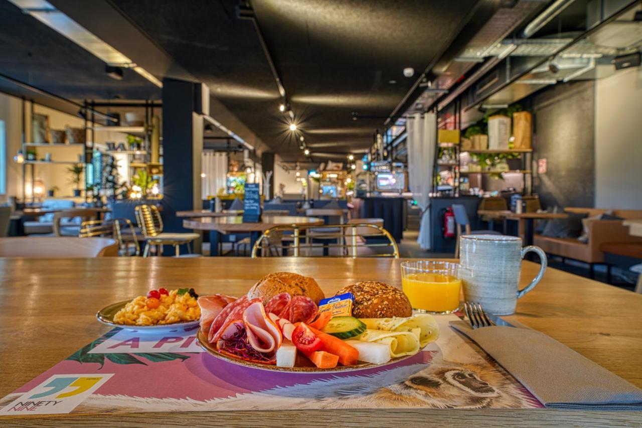 Vienna House Easy By Wyndham Augsburg Hotel ภายนอก รูปภาพ
