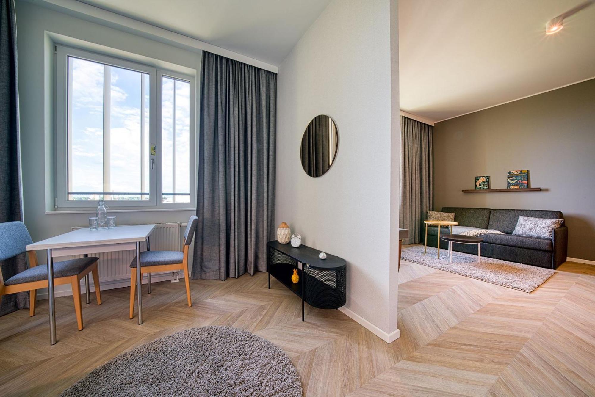 Vienna House Easy By Wyndham Augsburg Hotel ภายนอก รูปภาพ